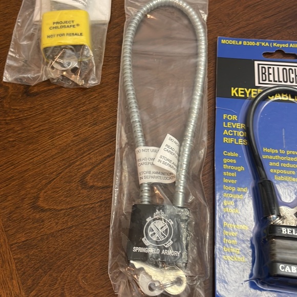 Gun Safety Keyed Cable Locks, set of 12. - Picture 4 of 6